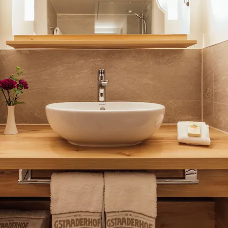 Gstaaderhof - Active & Relax グスタード